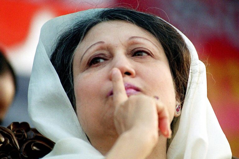 primeira-mulher-a-ocupar-o-cargo-de-primeira-ministra-de-bangladesh-morre-aos-80-anos