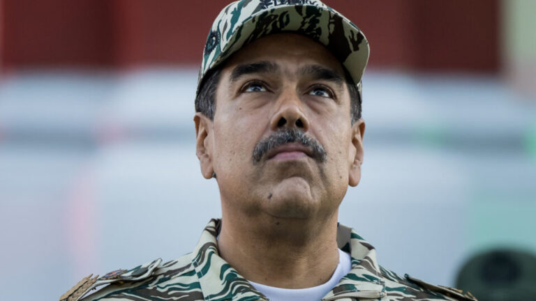 Venezuela mobiliza forças militares para proteger instalações petrolíferas venezuela-mobiliza-forcas-militares-para-proteger-instalacoes-petroliferas