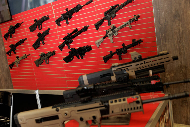 Proibição da Califórnia sobre porte ostensivo de armas é inconstitucional, decide tribunal proibicao-da-california-sobre-porte-ostensivo-de-armas-e-inconstitucional,-decide-tribunal