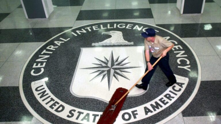 cia-usou-informantes-para-monitorar-maduro-antes-de-sua-captura,-segundo-o-nyt