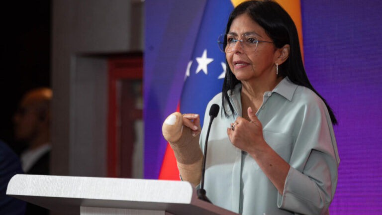 Supremo ordena que Delcy Rodríguez assuma como presidente interina após captura de Maduro supremo-ordena-que-delcy-rodriguez-assuma-como-presidente-interina-apos-captura-de-maduro