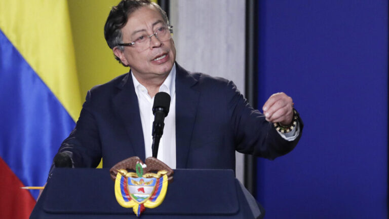 em-escalada-verbal,-petro-afirma-que-trump-tem-cerebro-senil