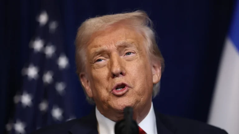 trump-diz-que-avalia-opcoes-para-adquirir-a-groenlandia:-“e-prioridade”