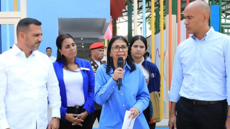 integrantes-da-ditadura-da-venezuela-voltam-ao-x-e-restabelecem-acesso-a-rede-social-no-pais