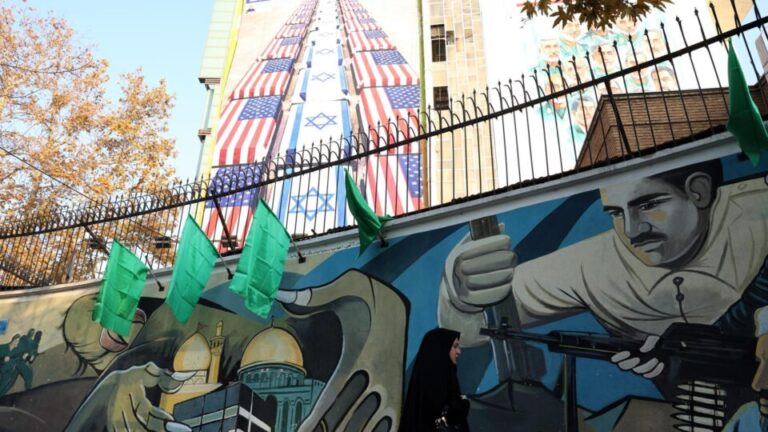 eua-aplicam-sancoes-contra-integrantes-da-cupula-do-ira-por-repressao-contra-manifestantes