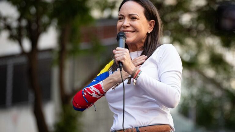 delcy-esta-cumprindo-ordens,-nao-um-acordo,-diz-maria-corina-sobre-ditadora-interina-da-venezuela
