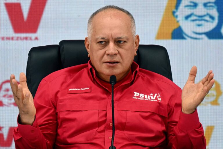 eua-mantiveram-conversas-com-ministro-linha-dura-da-venezuela-antes-e-depois-de-capturar-maduro