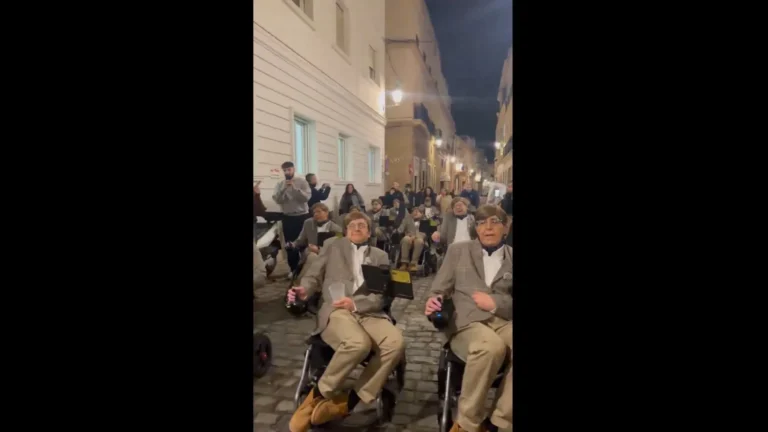 desfile-de-carnaval-com-“stephens-hawkings”-na-espanha-viraliza;-video