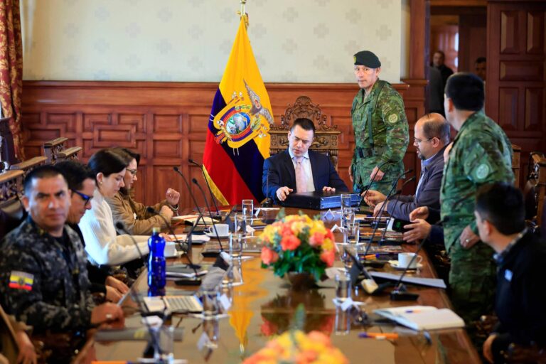equador-mobiliza-10-mil-soldados-para-reforcar-guerra-contra-o-narcotrafico