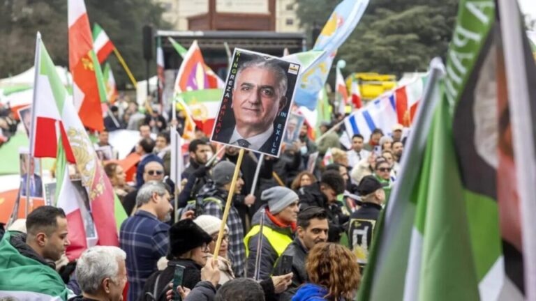 mortes-na-repressao-a-protestos-no-ira-chegam-a-5-mil