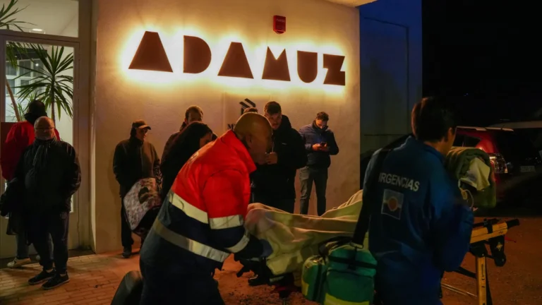 colisao-entre-trens:-“celulares-ao-lado-dos-corpos-nao-paravam-de-tocar”