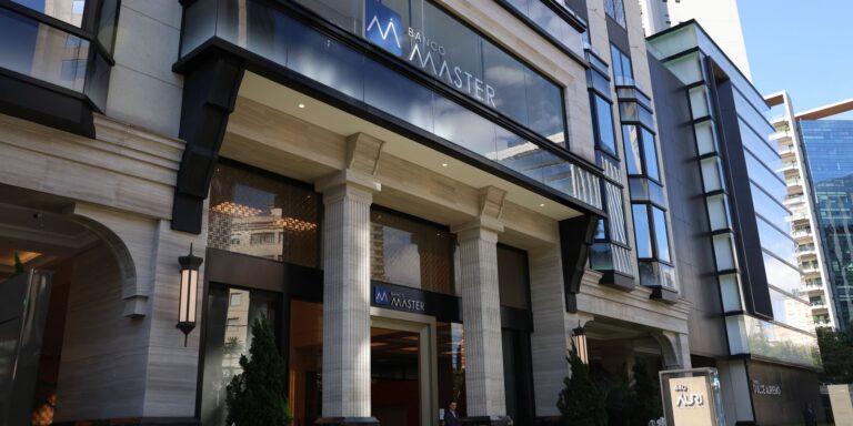 investidores-do-banco-master-comecam-a-receber-ressarcimento-do-fgc