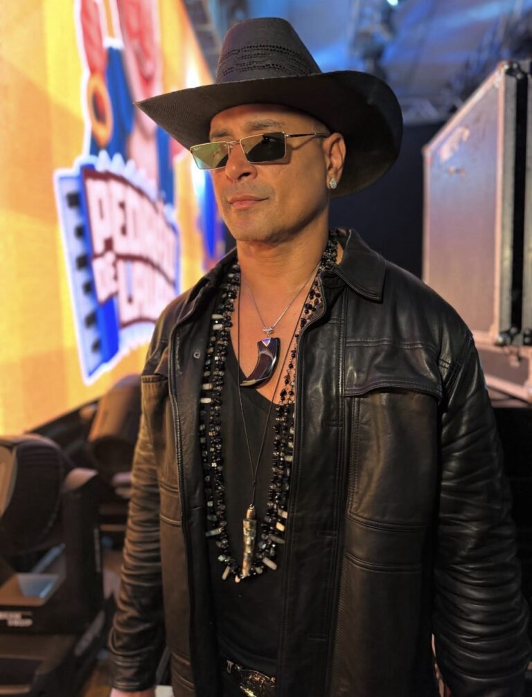 xanddy-harmonia-e-internado-apos-problema-de-saude-e-suspende-shows