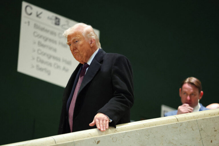 trump-se-reune-com-zelenski-e-pede-fim-da-guerra-a-putin