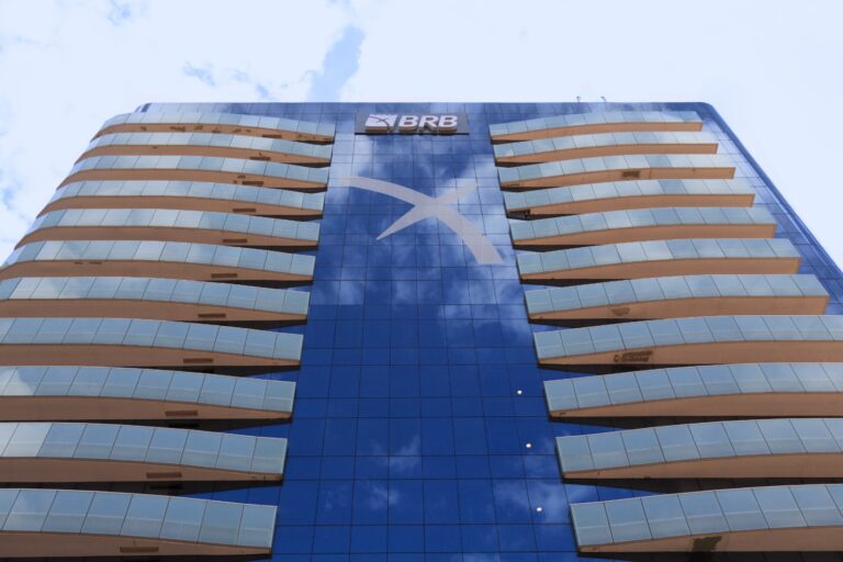 o-que-o-distrito-federal-poderia-fazer-com-os-r$-4-bilhoes-que-devera-usar-para-salvar-o-brb