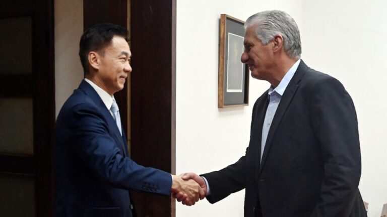 apos-queda-de-maduro,-china-faz-acordo-para-novo-pacote-de-ajuda-a-cuba
