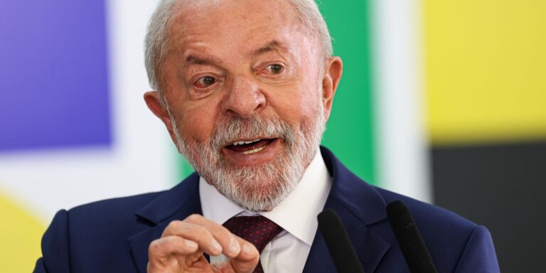 Lula anuncia isenção de visto a cidadãos chineses lula-anuncia-isencao-de-visto-a-cidadaos-chineses