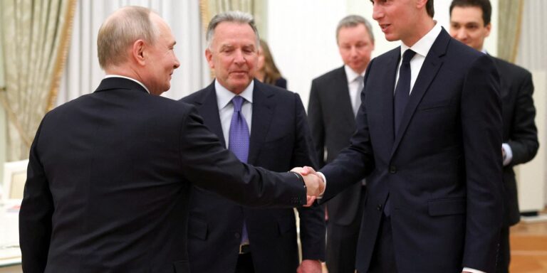 Ucrânia, Rússia e EUA vão juntos, pela 1ª vez, à mesa de negociações ucrania,-russia-e-eua-vao-juntos,-pela-1a-vez,-a-mesa-de-negociacoes