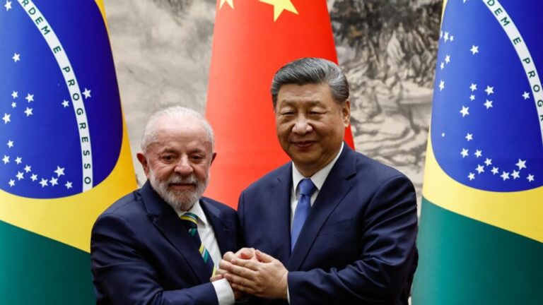 Lula anuncia isenção de vistos para cidadãos da China entrarem no Brasil lula-anuncia-isencao-de-vistos-para-cidadaos-da-china-entrarem-no-brasil