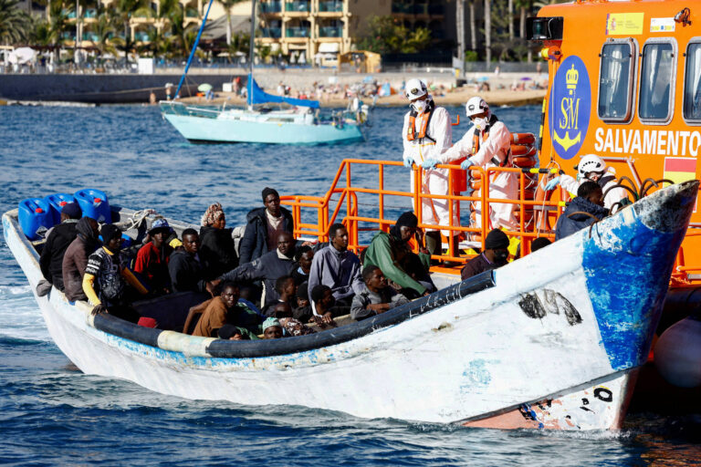 espanha-anuncia-plano-para-regularizar-situacao-de-500-mil-migrantes