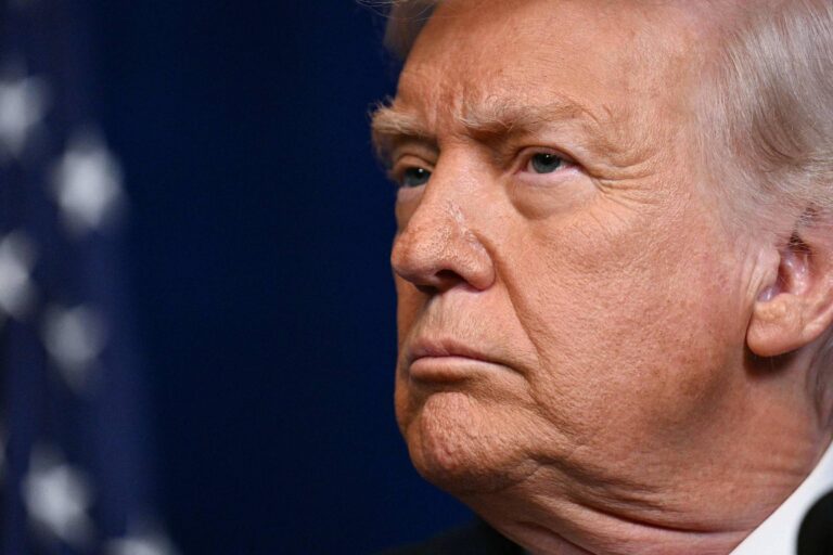 trump-volta-a-ameacar-ira-com-ataque-‘muito-pior’-e-diz-que-‘tempo-esta-acabando’