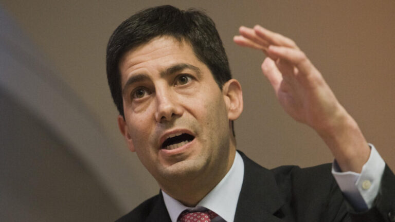 trump-anuncia-kevin-warsh-como-novo-presidente-do-fed