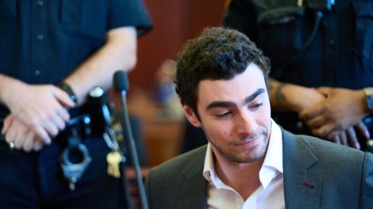 homem-e-preso-ao-tentar-se-passar-por-agente-do-fbi-para-tirar-luigi-mangione-da-prisao