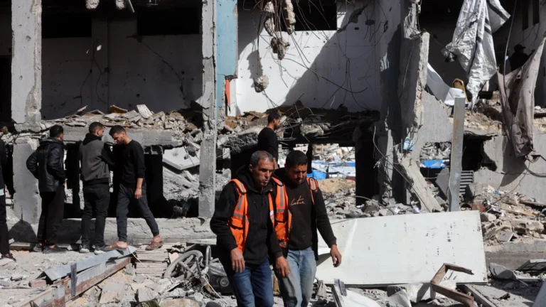 ataques-israelenses-matam-19-palestinos-em-gaza,-dizem-hospitais