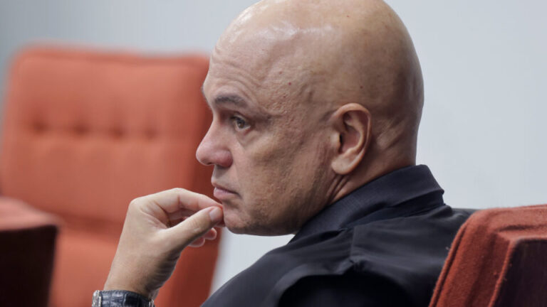advogado-de-trump-diz-que-moraes-usa-mecanismos-do-estado-para-se-blindar-de-processo