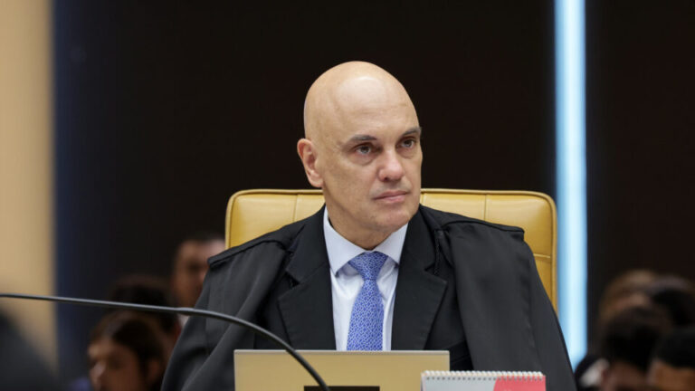 Rumble e Trump Media pedem à Justiça dos EUA que intime Moraes por e-mail do STF rumble-e-trump-media-pedem-a-justica-dos-eua-que-intime-moraes-por-e-mail-do-stf