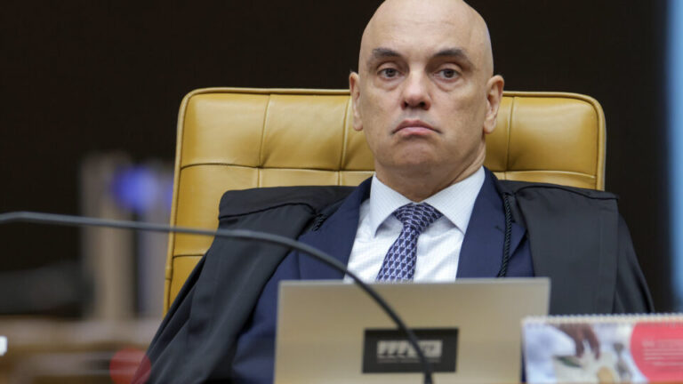advogado-de-trump-pede-posicionamento-legal-do-brasil-apos-relatos-de-retorno-do-rumble