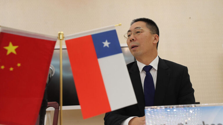 Parlamentares do Chile querem investigar projeto de cabo submarino de fibra óptica com a China parlamentares-do-chile-querem-investigar-projeto-de-cabo-submarino-de-fibra-optica-com-a-china