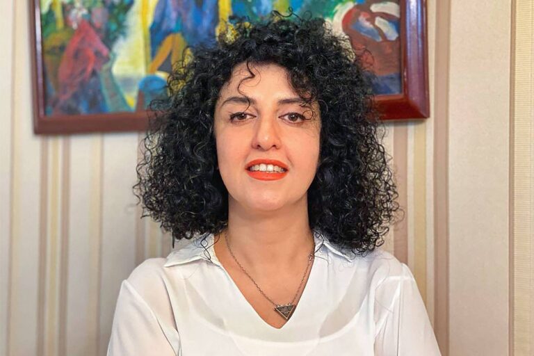 ganhadora-do-nobel-da-paz-e-condenada-a-sete-anos-de-prisao-no-ira