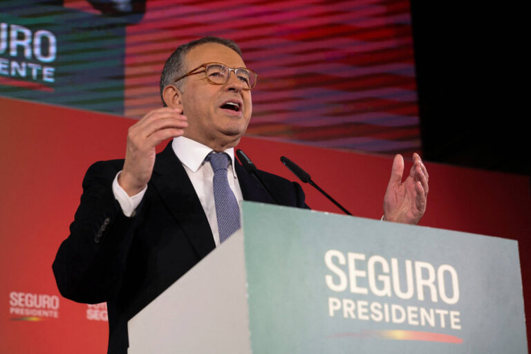 em-lavada,-candidato-de-esquerda-vence-ultradireita-e-sera-proximo-presidente-de-portugal