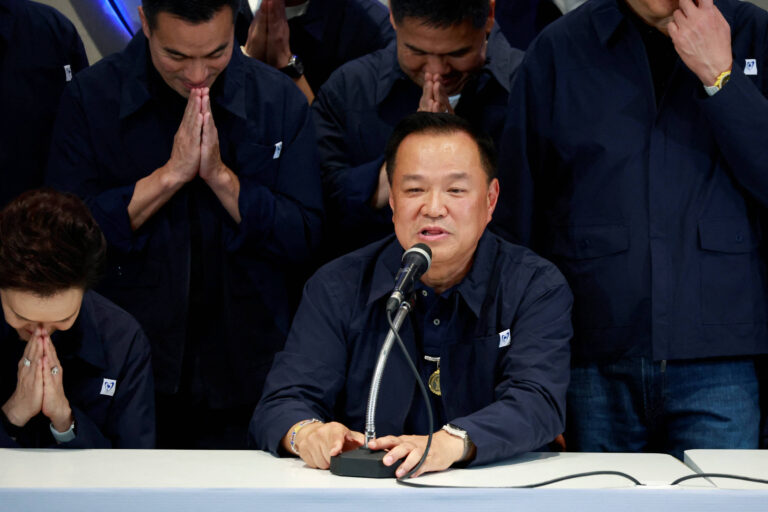 partido-do-primeiro-ministro-lidera-eleicoes-na-tailandia,-segundo-previsoes