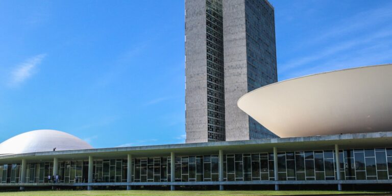 agenda-do-congresso-tem-cpis,-audiencias-e-acordo-mercosul-ue