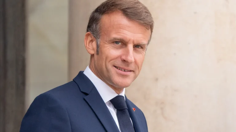 macron-defende-inelegibilidade-de-politicos-antissemitas-na-franca