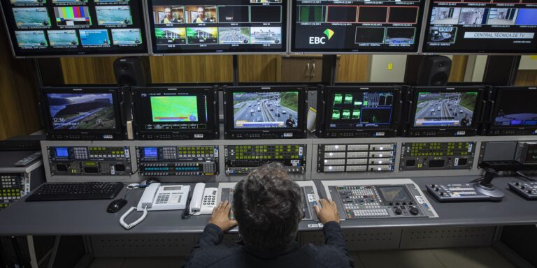 contratacoes-nos-setores-de-informacao-e-comunicacao-crescem-11%