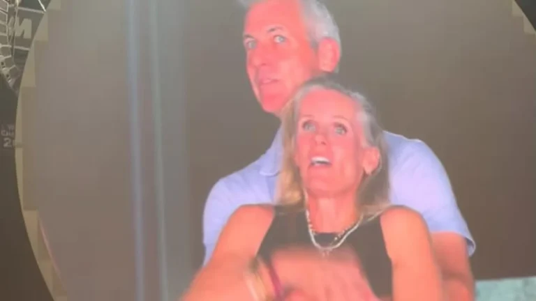 mulher-‘flagrada’-em-show-da-palestra-sobre-gestao-de-crise