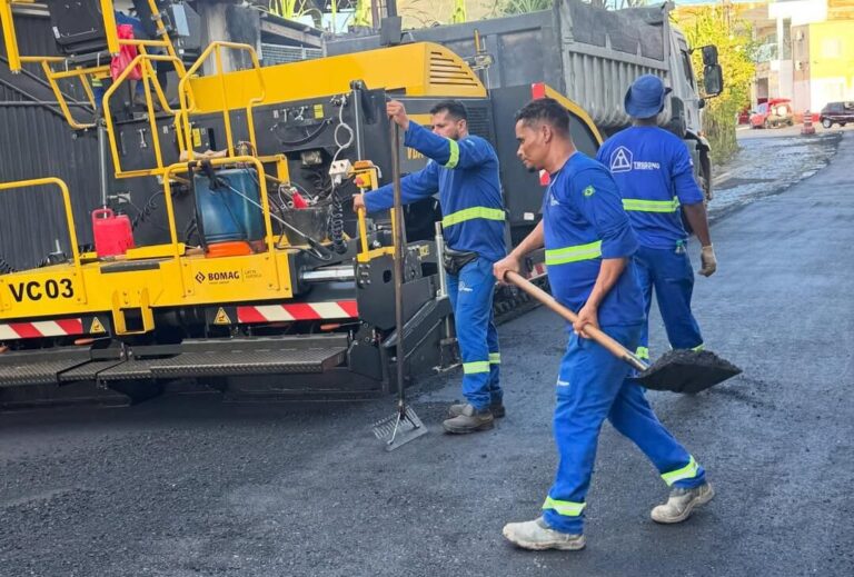 infraestrutura-avanca-no-centro-com-pavimentacao-asfaltica-da-rua-alagoas