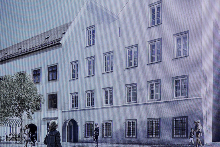 Abertura de delegacia na casa onde Hitler nasceu gera debate na Áustria abertura-de-delegacia-na-casa-onde-hitler-nasceu-gera-debate-na-austria