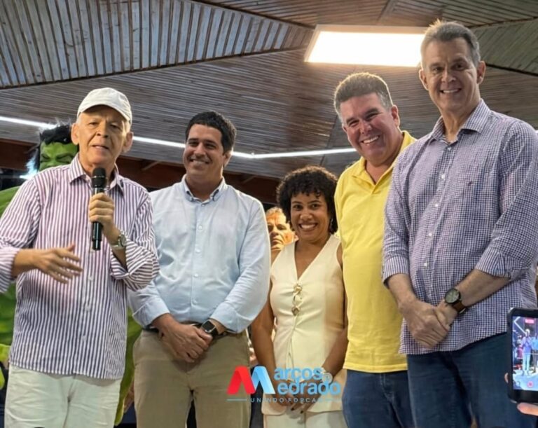 fim-de-semana-de-entregas,-promessas-cumpridas-e-praca-lotada-em-valenca