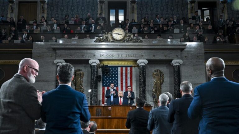 o-ponto-do-discurso-de-trump-que-quebrou-resistencias-a-esquerda-e-expos-uma-rival-democrata