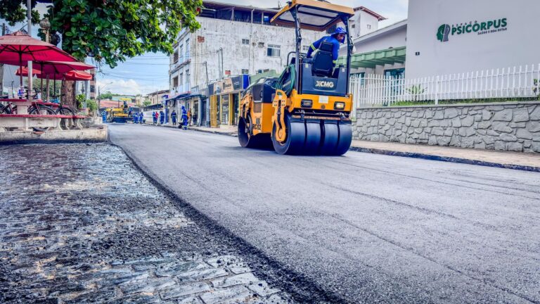 prefeitura-de-valenca-inicia-pavimentacao-asfaltica-na-rua-dr.-heitor-guedes-de-mello