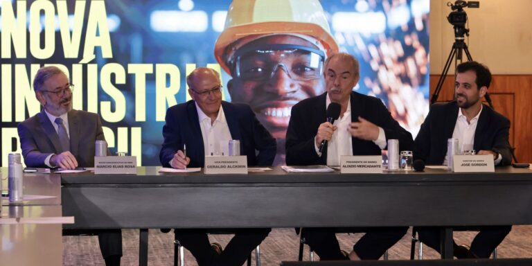 alckmin-e-mercadante-apresentam-investimentos-do-nova-industria-brasil