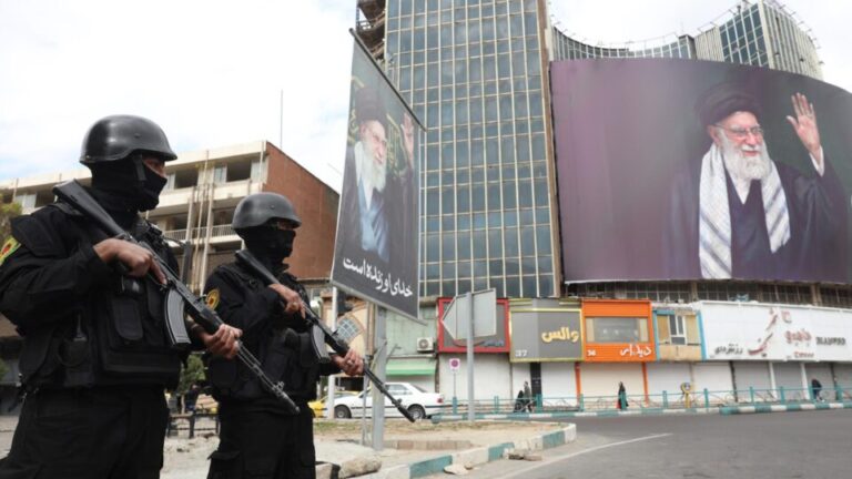 israel-ataca-complexo-onde-clerigos-do-regime-iraniano-se-reunem-para-escolher-lider-supremo