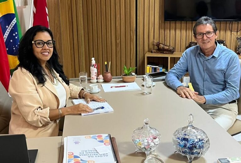 secretaria-de-turismo-busca-parceria-com-a-uneb-para-qualificacao-do-turismo-em-valenca