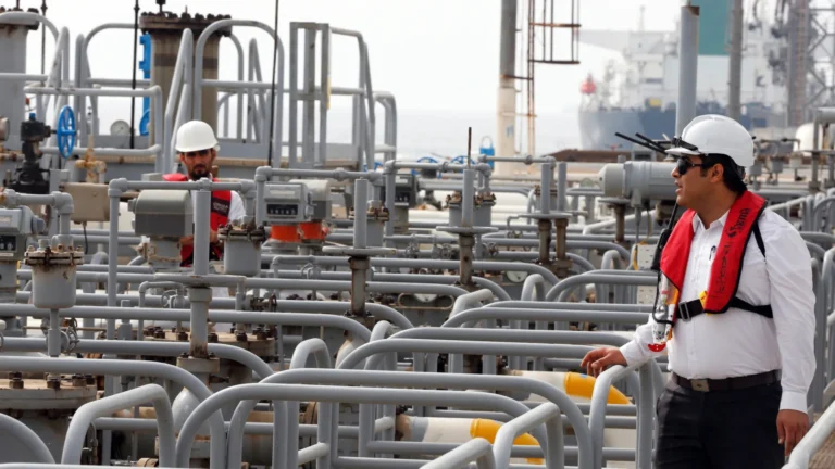 infraestrutura-petrolifera-de-kharg-sem-danos-apos-ataque-dos-eua