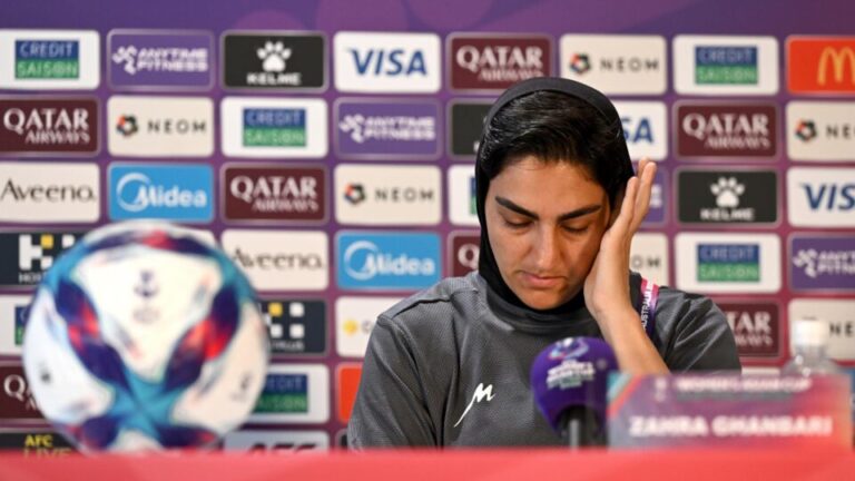 pressionadas-por-regime,-atletas-da-selecao-do-ira-retiram-pedido-de-asilo-na-australia