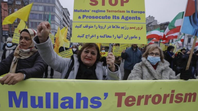 como-o-ira-utiliza-a-guerra-nas-sombras-contra-israel-e-os-eua?